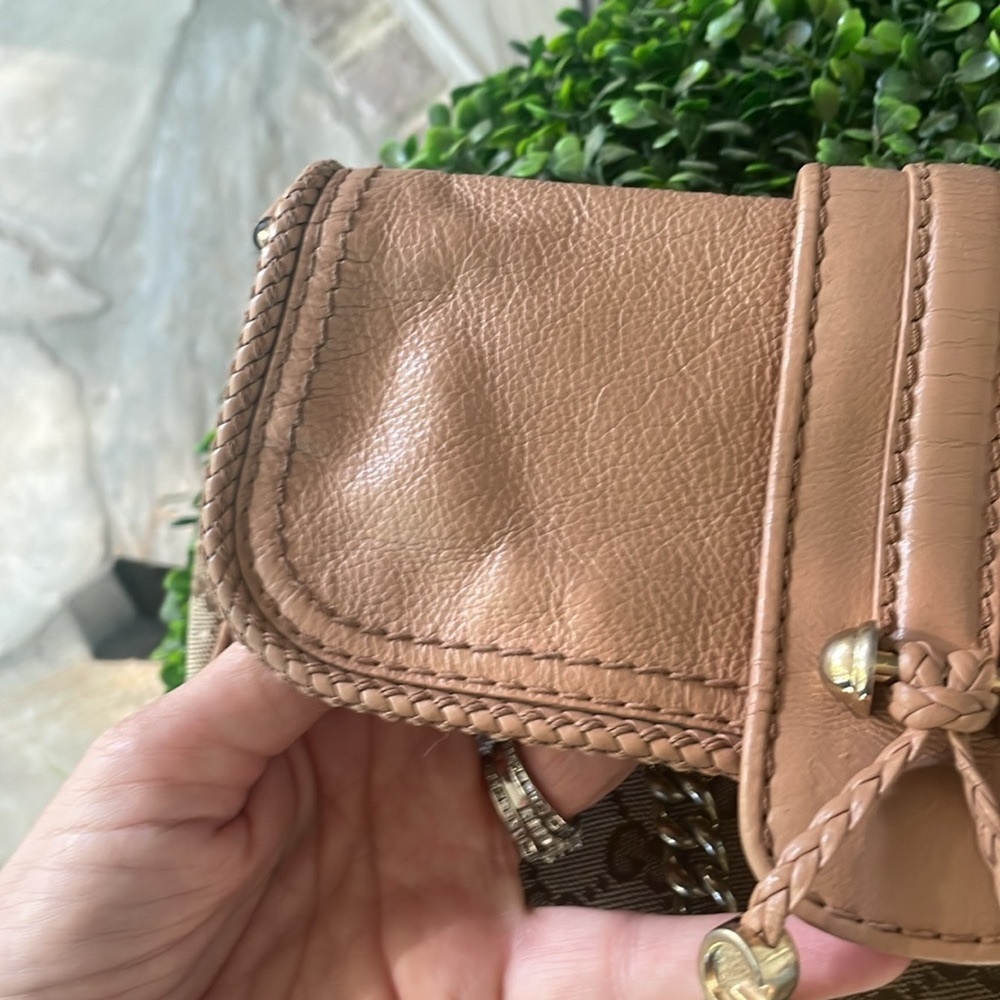 💕💕SOLD 💕💕GUC Gucci Vintage Pochette . Canvas with leather tasseled trim - Picture 11 of 12